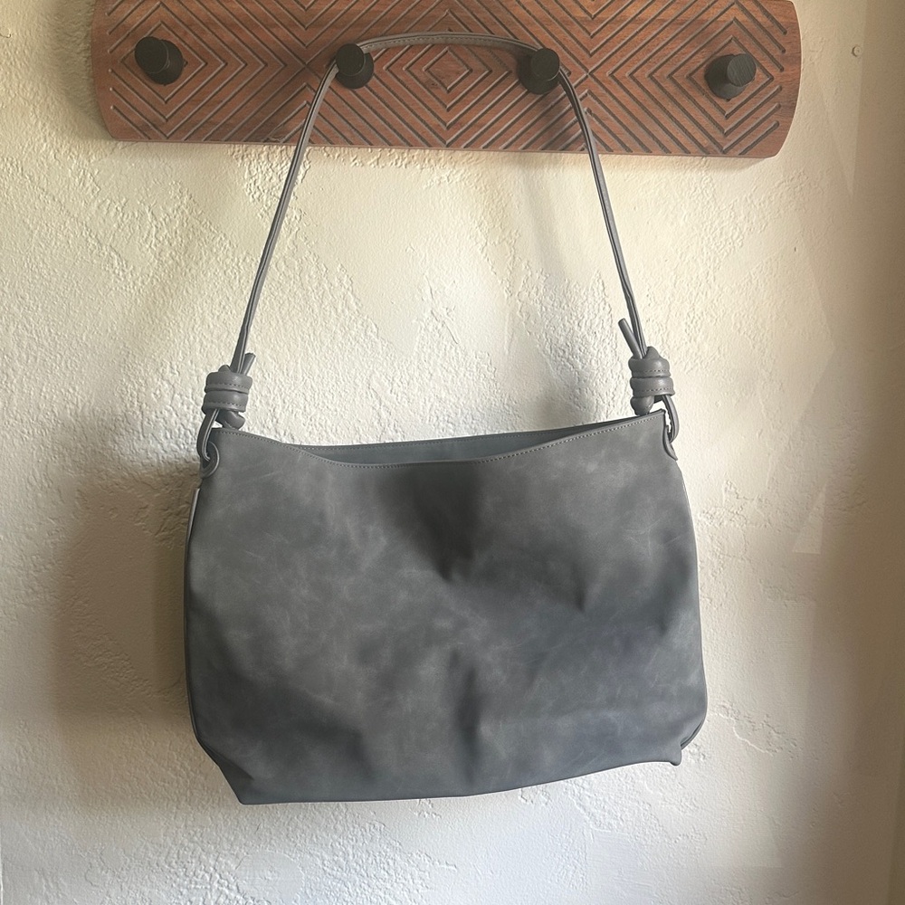 8 Other Reasons Gray Shoulder Bag